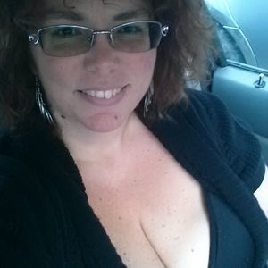 Meet your Posher, Lorie